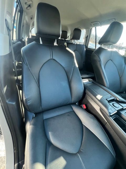 Used 2025 Toyota Grand Highlander XLE image 15