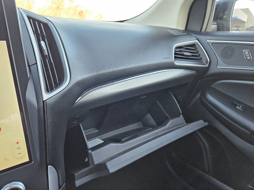 Used 2022 Ford Edge SEL image 15