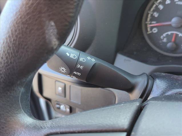 Used 2023 Toyota Tacoma SR AWD/4WD image 15
