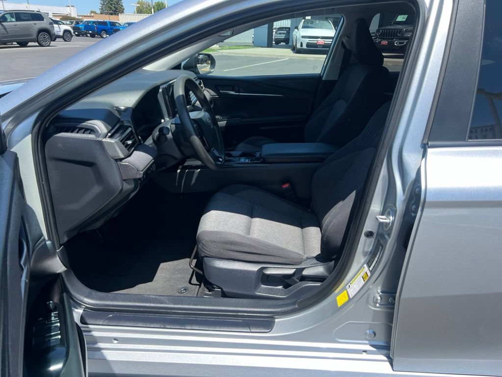 Used 2025 Toyota Camry LE FWD image 29