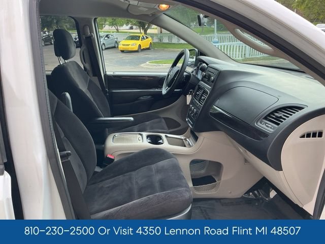 Used 2014 Dodge Grand Caravan SXT FWD image 30