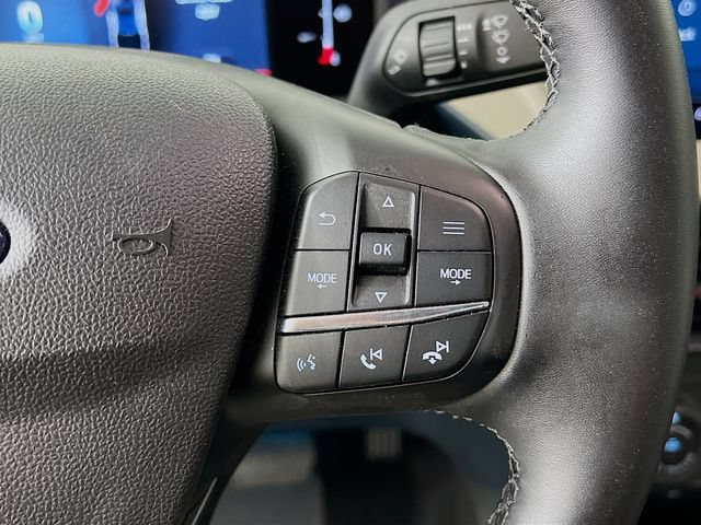 Used 2026 Ford Maverick Lariat AWD/4WD image 32