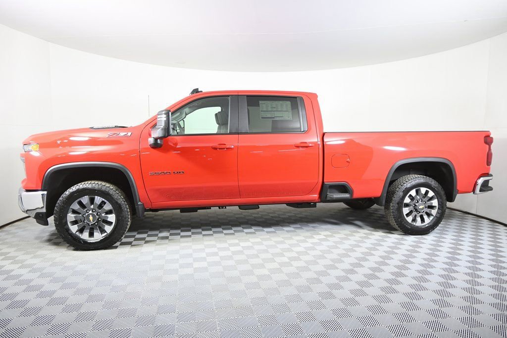 New 2026 Chevrolet Silverado 3500 LT w/ All Star Edition image 2