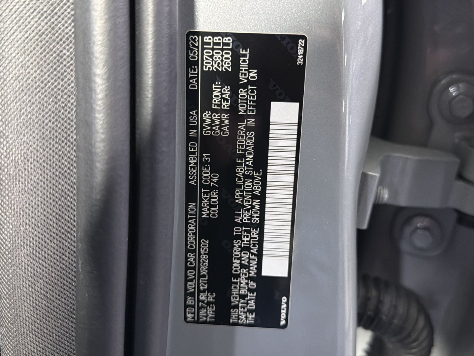 Used 2024 Volvo S60 B5 Plus AWD/4WD image 37