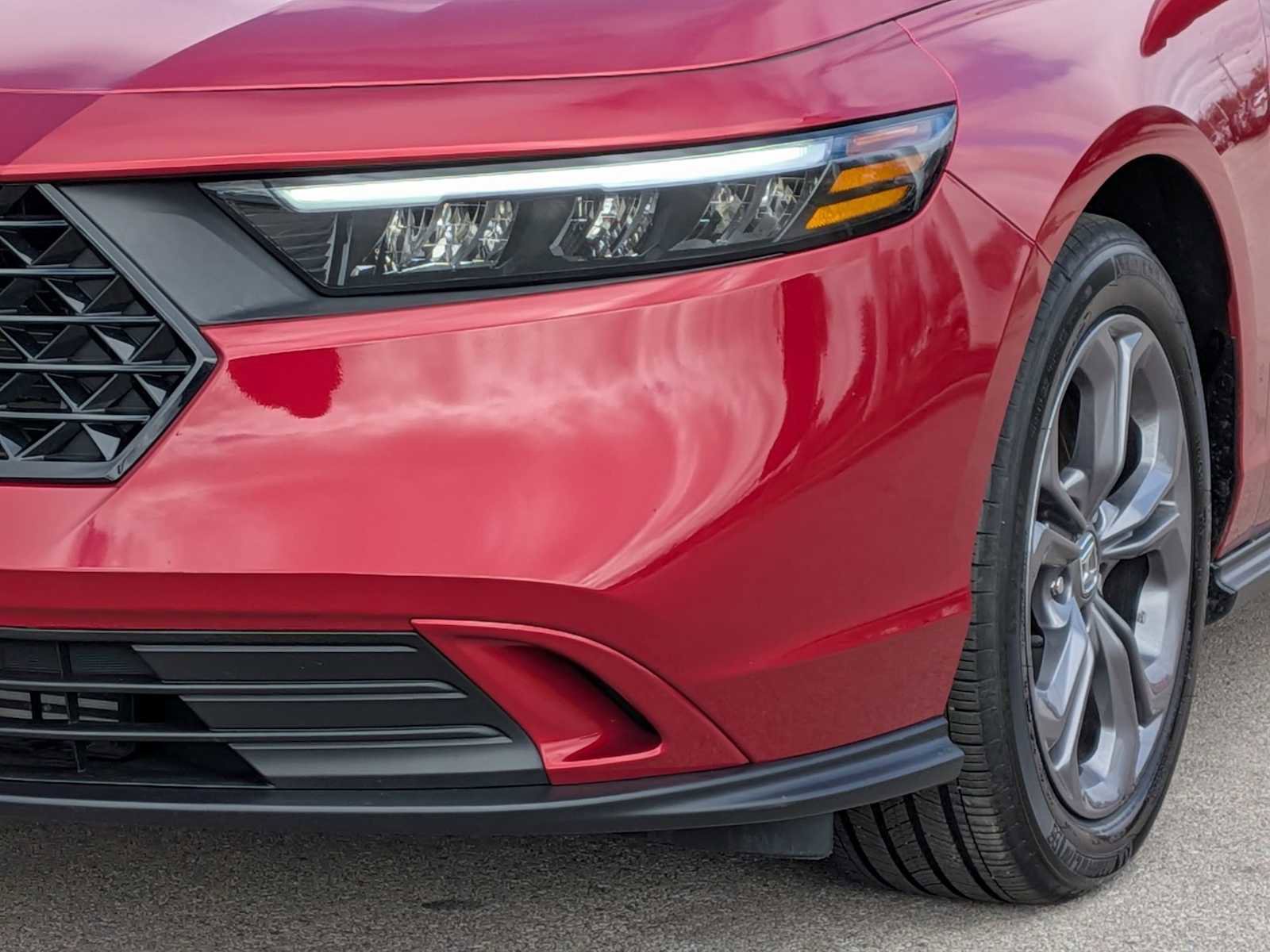 Certified 2023 Honda Accord EX image 10