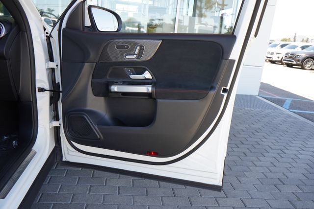Certified 2022 Mercedes-Benz GLB 35 AMG 4MATIC image 17