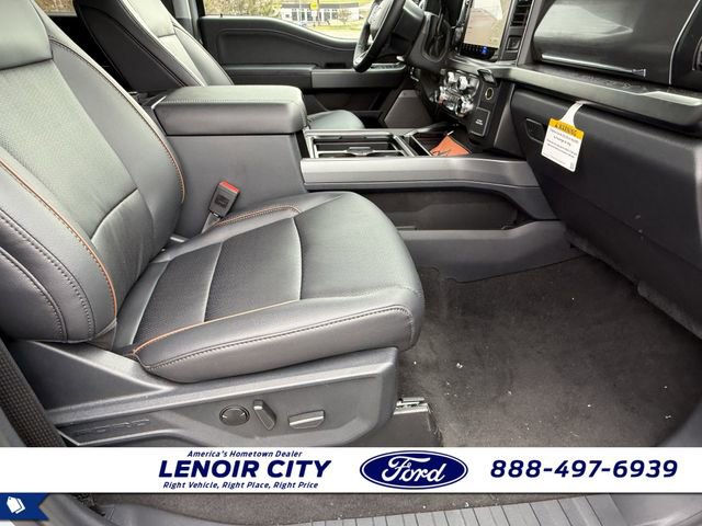 New 2026 Ford F250 Lariat w/ Black Appearance Package image 15