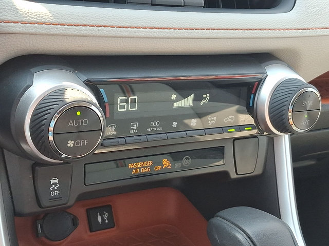 Used 2019 Toyota RAV4 Adventure w/ Carpet Mat Package AWD/4WD image 20