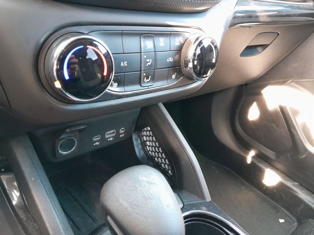 Used 2022 Chevrolet TrailBlazer LT image 24