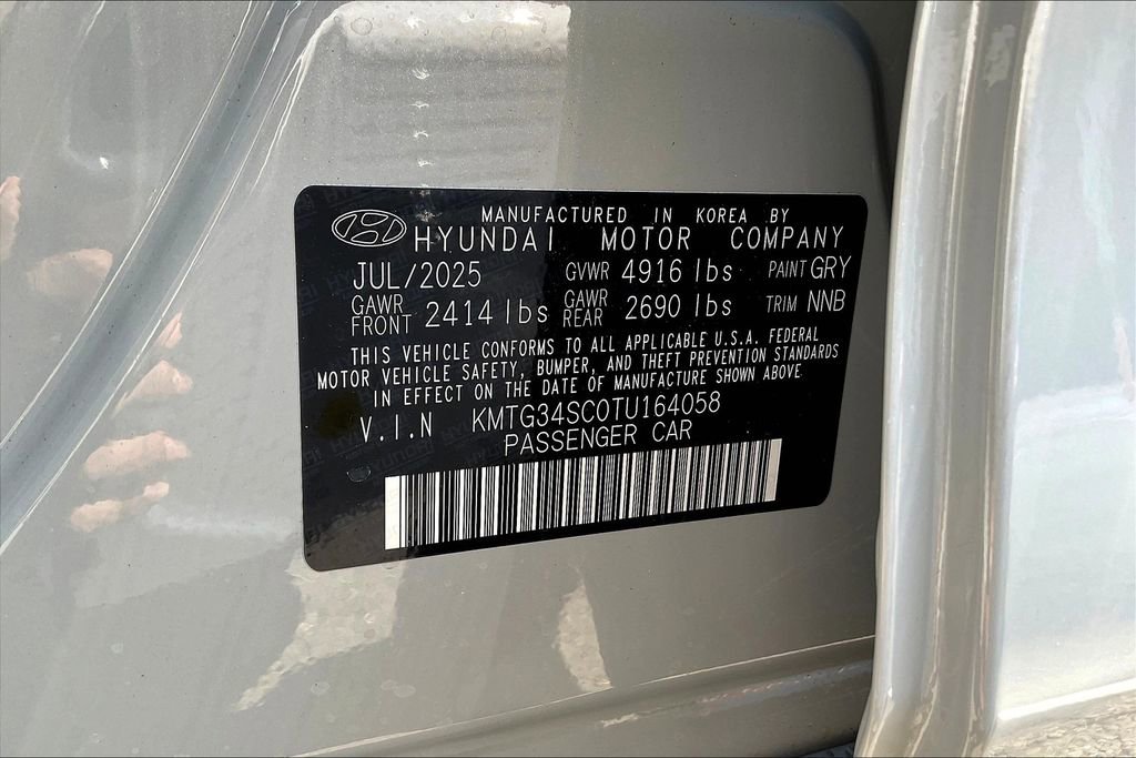 New 2026 Genesis G70 2.5T Prestige image 8