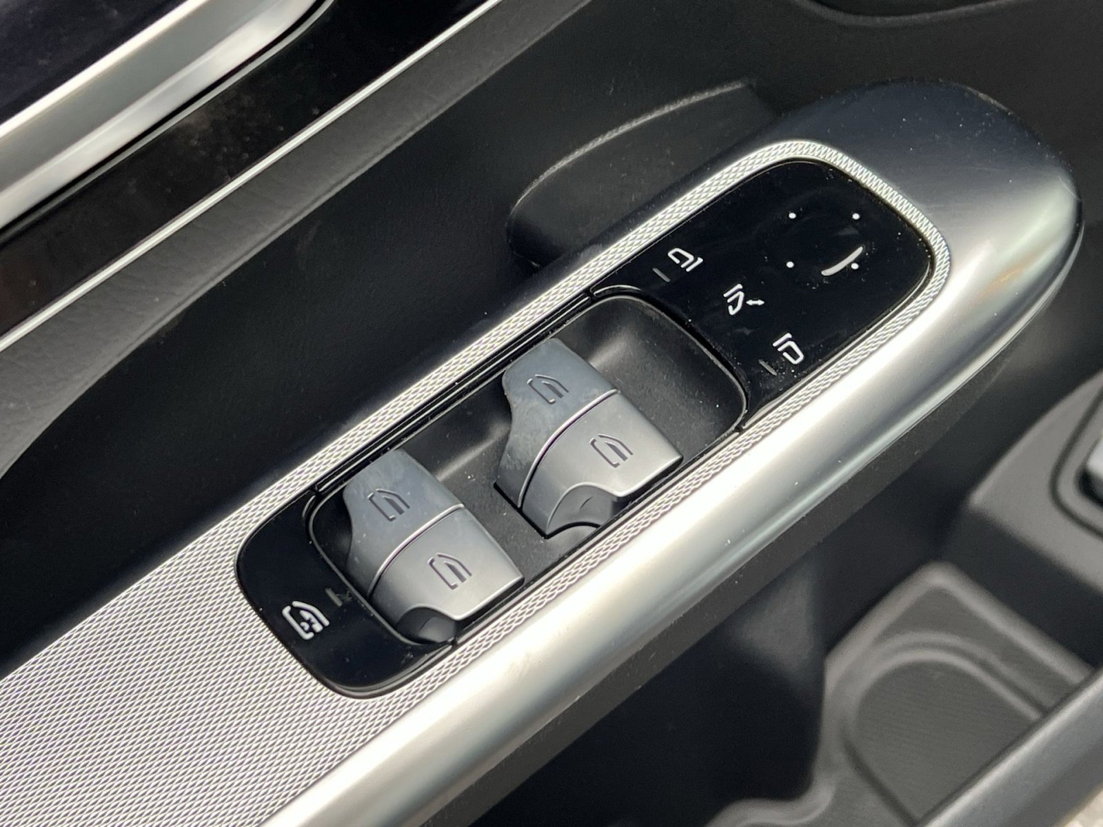 New 2026 Mercedes-Benz GLC 300 4MATIC image 13