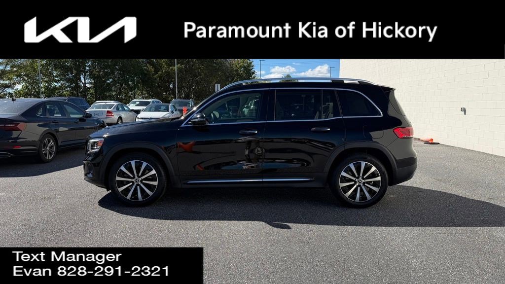 Used 2022 Mercedes-Benz GLB 250 4MATIC image 18