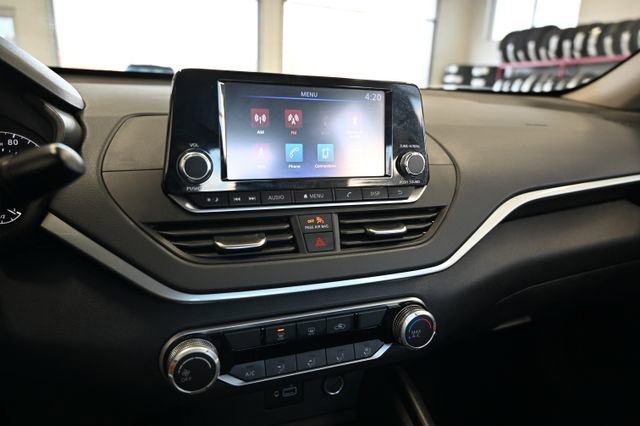 Used 2024 Nissan Altima 2.5 S image 15