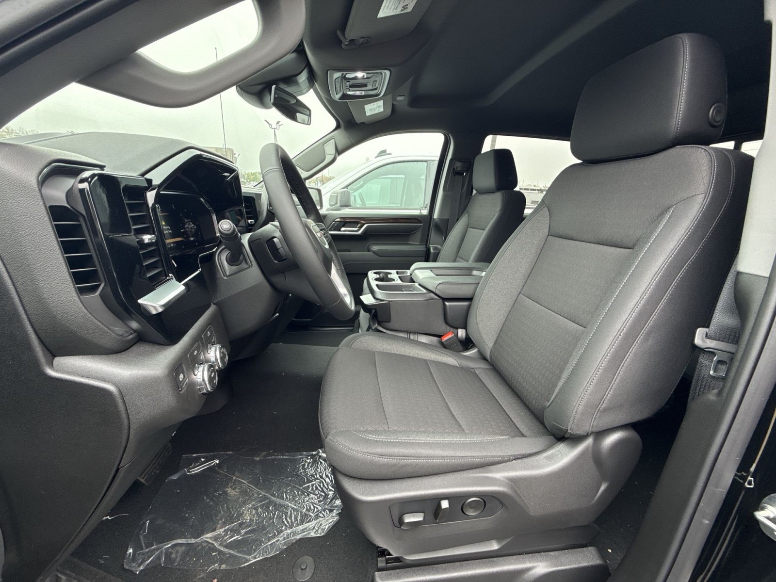 New 2026 GMC Sierra 1500 SLE w/ Preferred Package AWD/4WD image 13