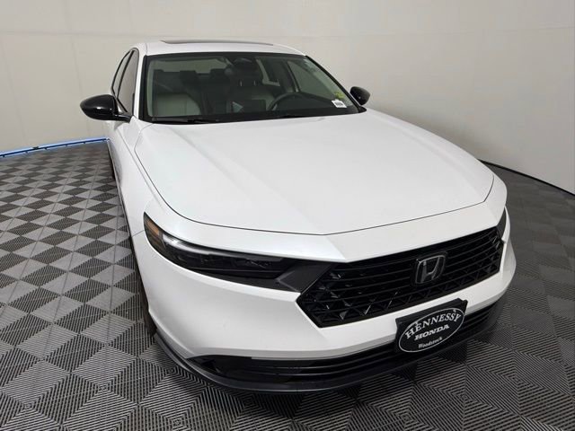 Used 2025 Honda Accord SE image 8