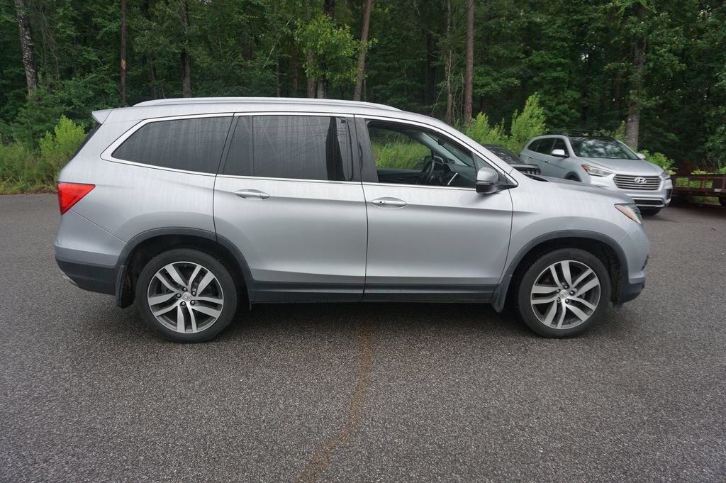Used 2017 Honda Pilot Elite image 25