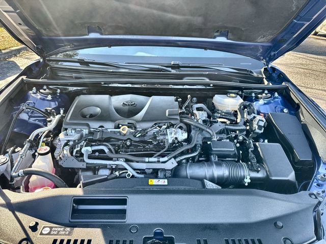 Used 2025 Toyota Camry SE image 33