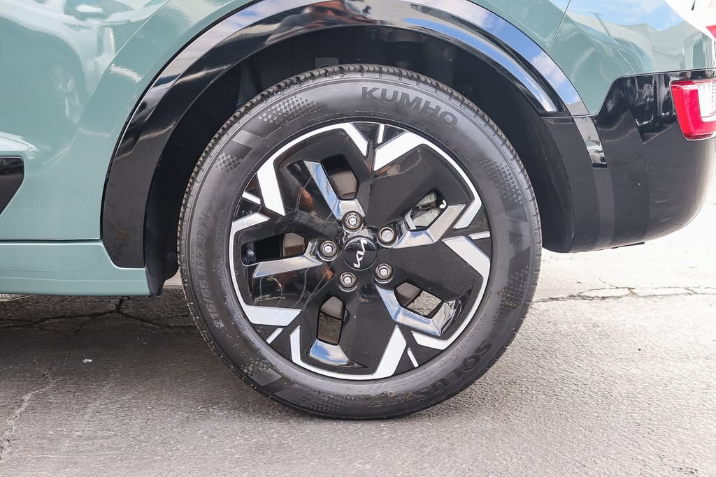 Certified 2023 Kia Niro Wind FWD image 11