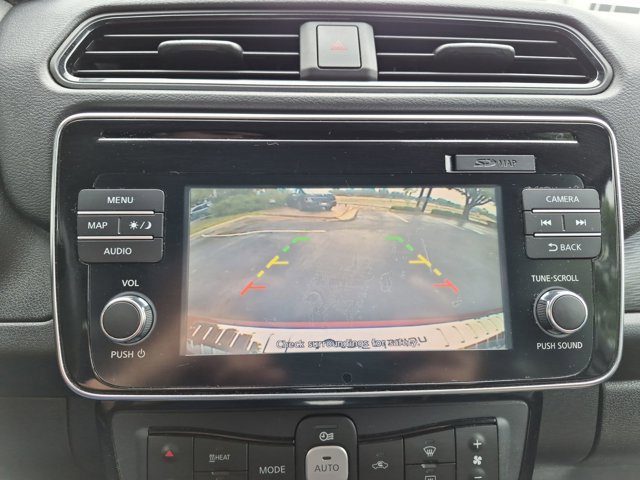 Used 2018 Nissan Leaf SV w/ SV Technology Package image 14