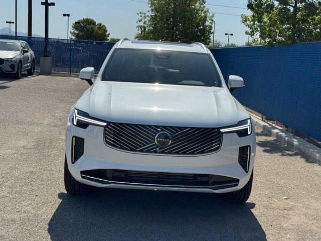 New 2026 Volvo XC90 T8 Plus w/ Protection Package AWD/4WD image 2