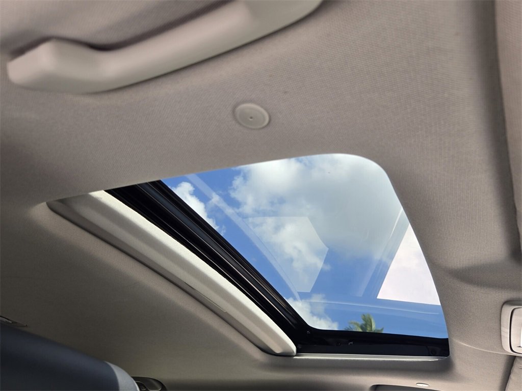 Certified 2023 Honda CR-V EX-L image 17