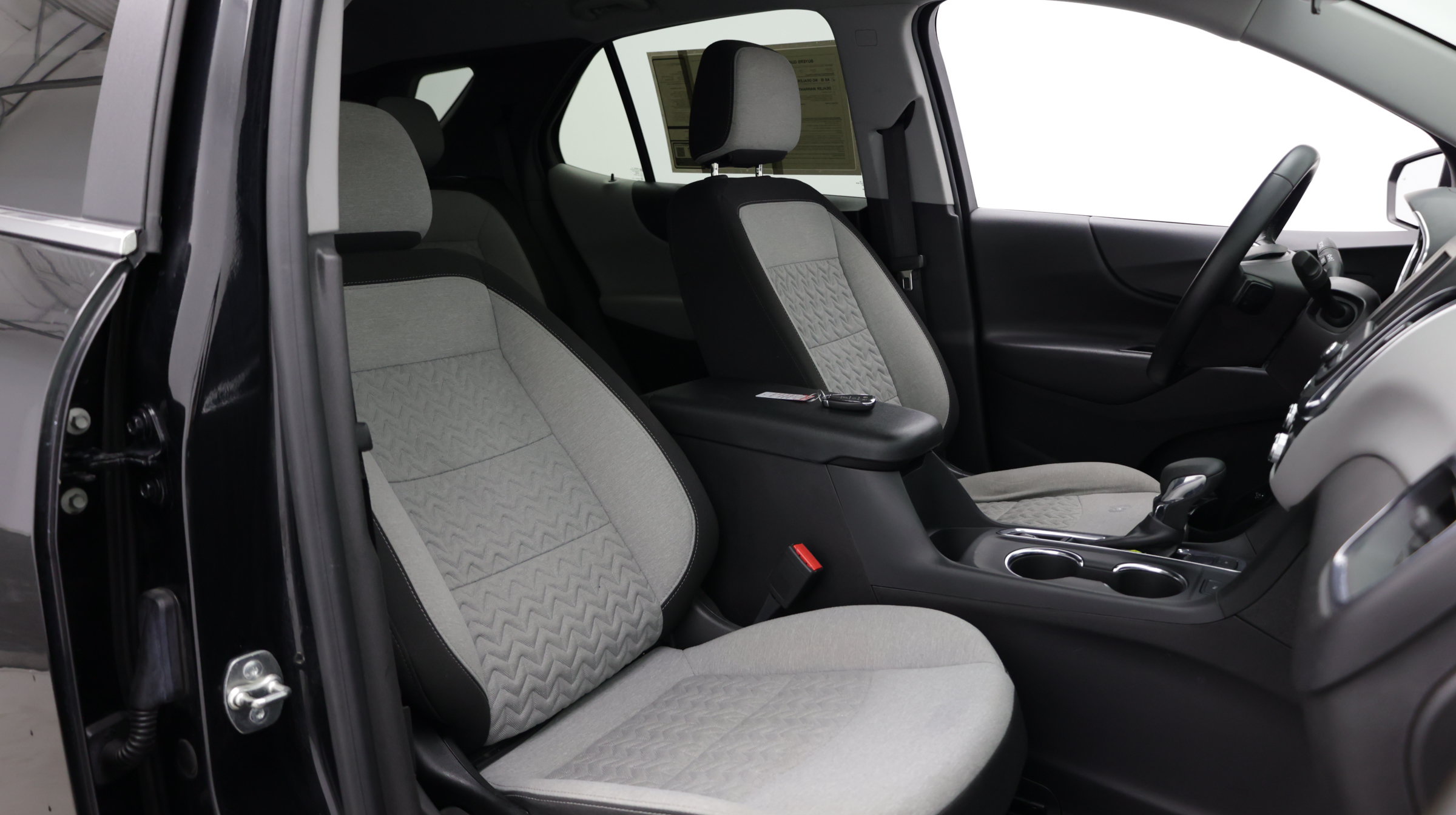 Used 2024 Chevrolet Equinox LT AWD/4WD image 38