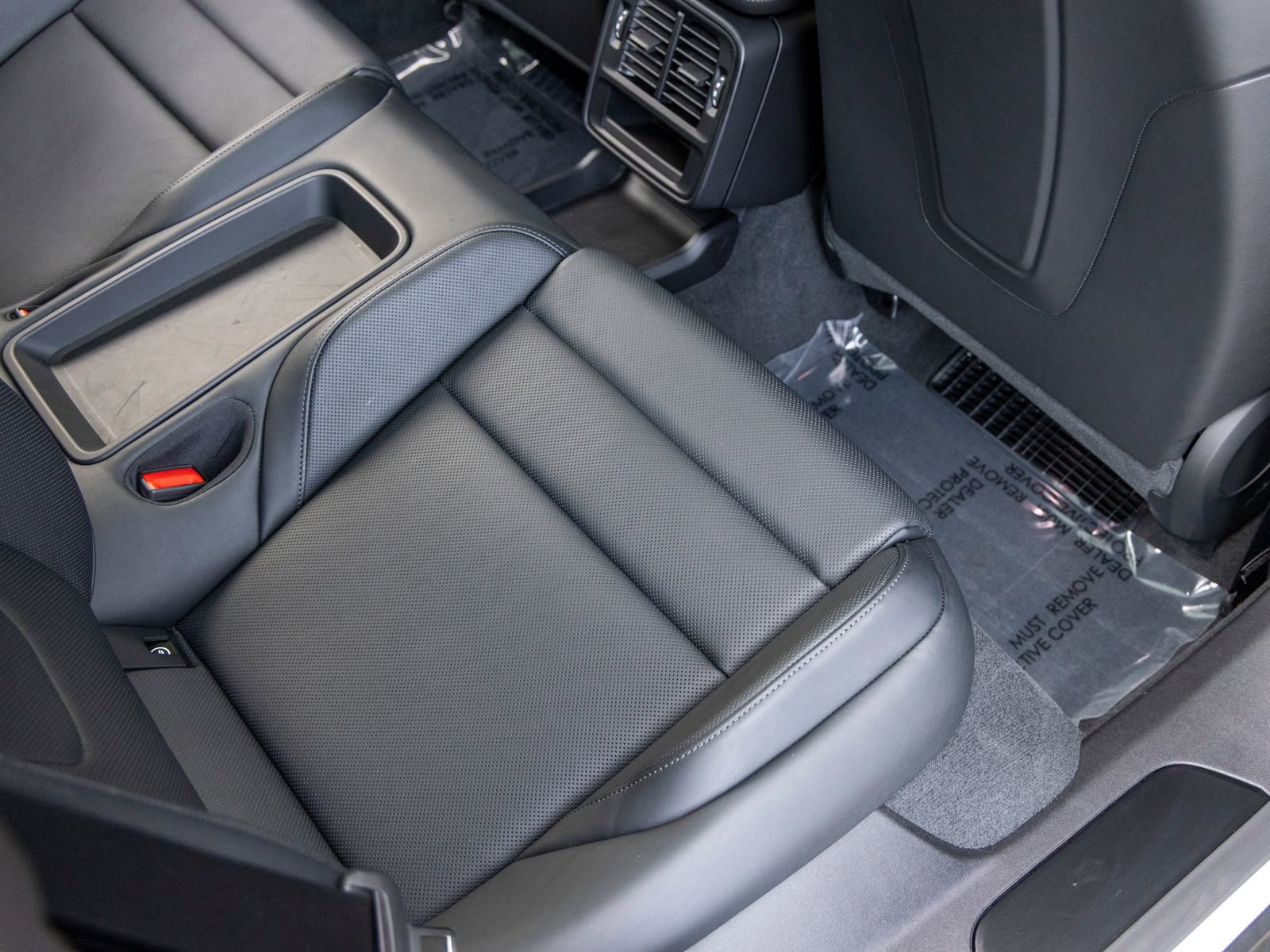 Certified 2024 Porsche Taycan GTS image 54