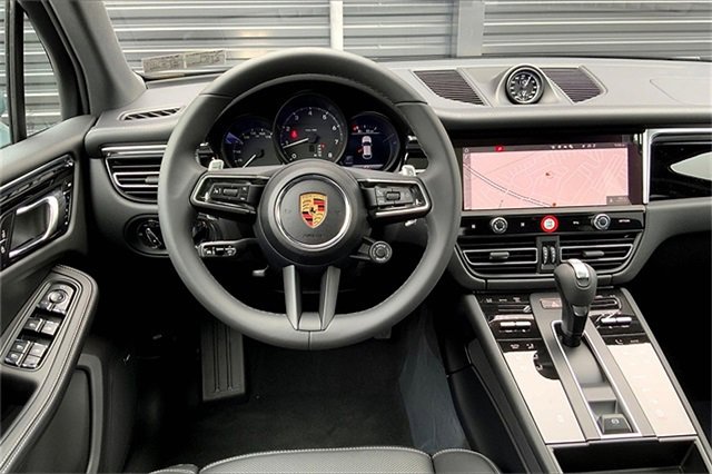 New 2025 Porsche Macan image 23