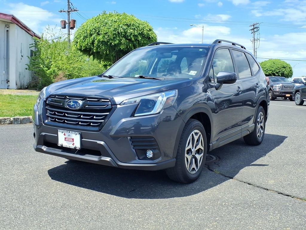 Certified 2024 Subaru Forester Premium AWD/4WD image 3