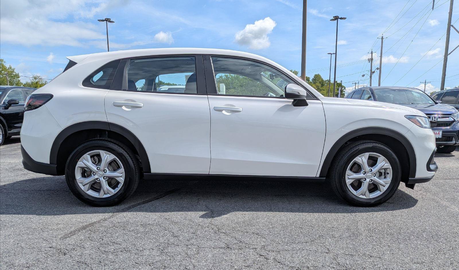 Certified 2025 Honda HR-V LX image 5