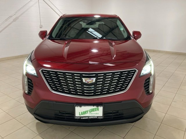 Used 2020 Cadillac XT4 Luxury w/ Cold Weather Package image 8