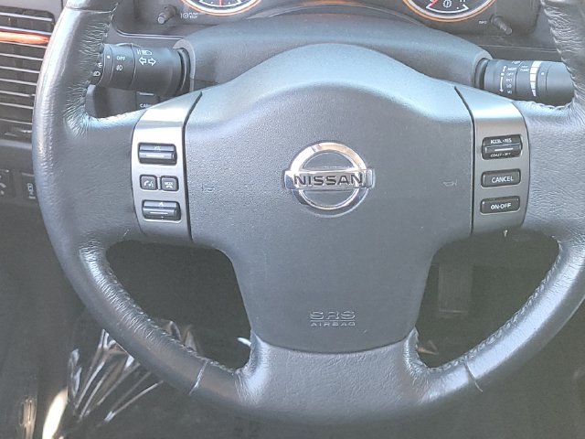 Used 2012 Nissan Titan SV w/ SV Premium Utility Pkg AWD/4WD image 13