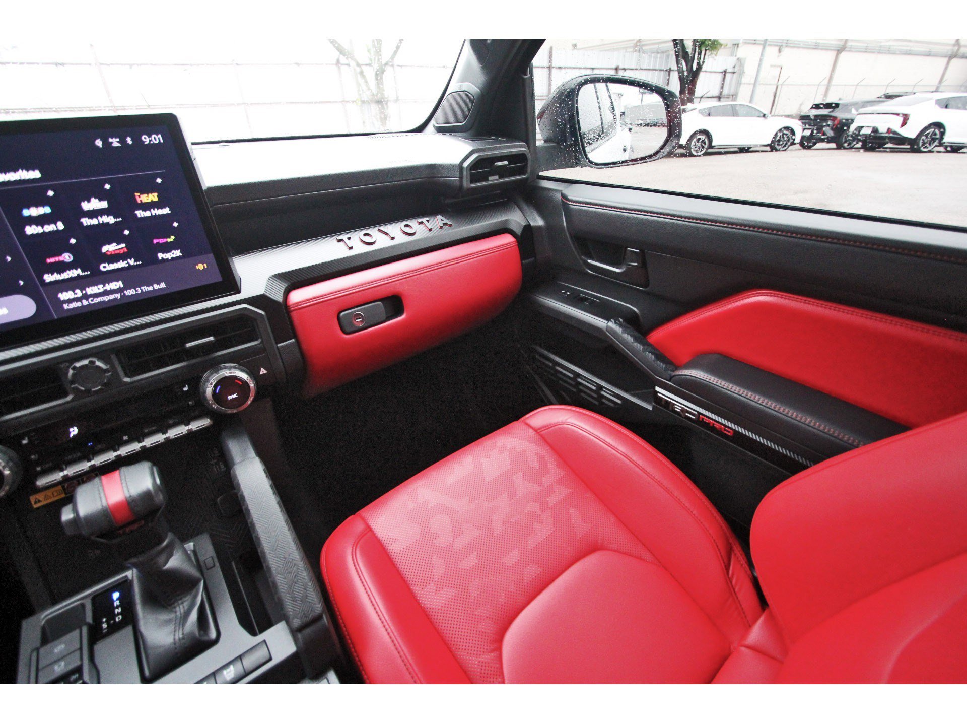 Used 2024 Toyota Tacoma TRD Pro AWD/4WD image 11