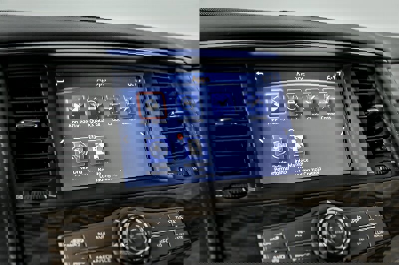 Used 2019 Nissan Armada SL w/ Premium Package image 32