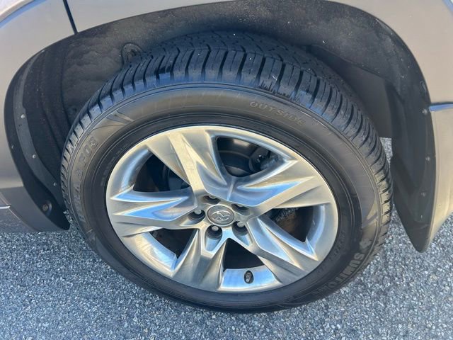 Used 2015 Toyota Highlander Limited AWD/4WD image 6