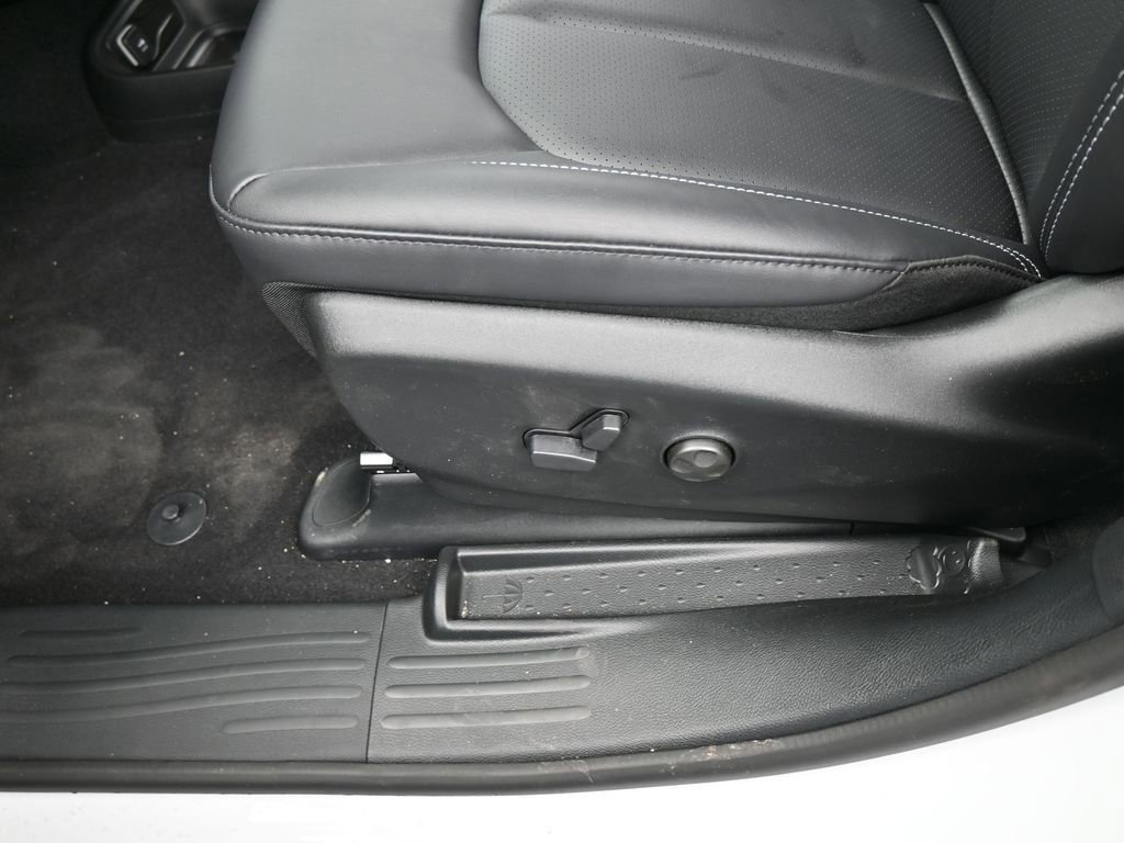 New 2026 Chrysler Pacifica Select FWD image 15