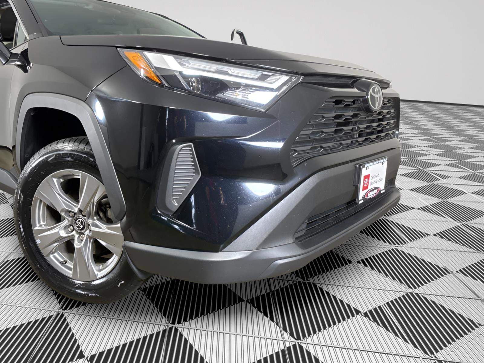 Used 2024 Toyota RAV4 XLE image 7