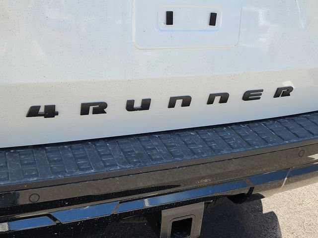 Used 2026 Toyota 4Runner Platinum AWD/4WD image 5