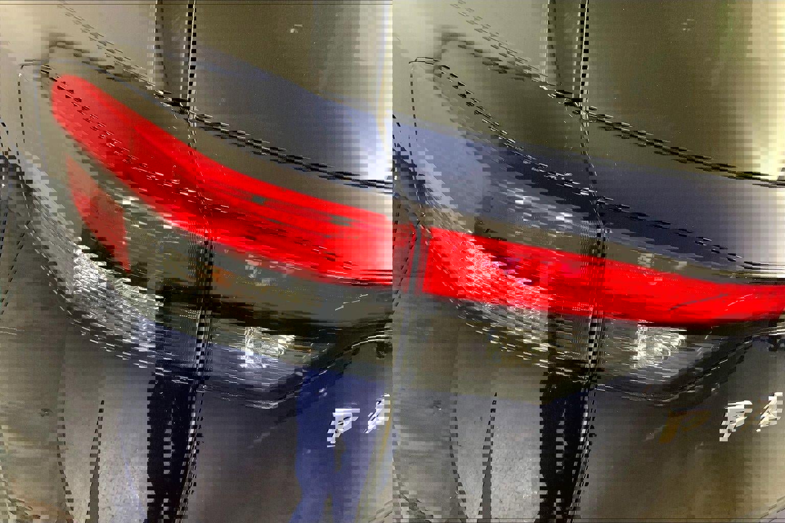 Used 2025 Nissan Pathfinder SV image 28