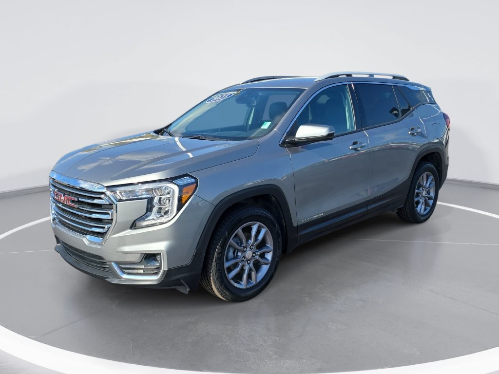 Certified 2023 GMC Terrain SLT w/ LPO, Floor Liner Package AWD/4WD image 9