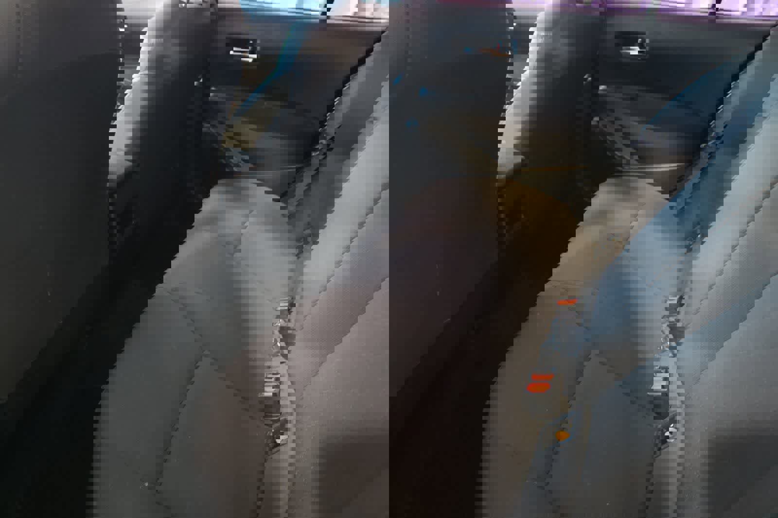 Used 2020 Toyota Corolla LE image 5