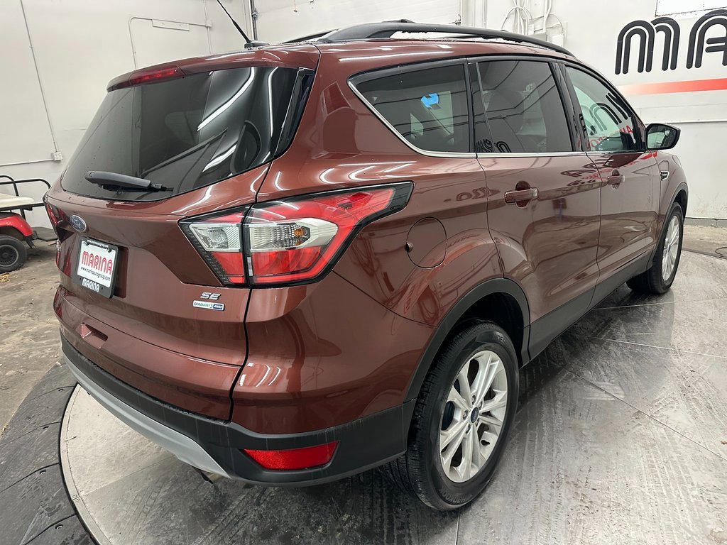 Used 2018 Ford Escape SE image 15