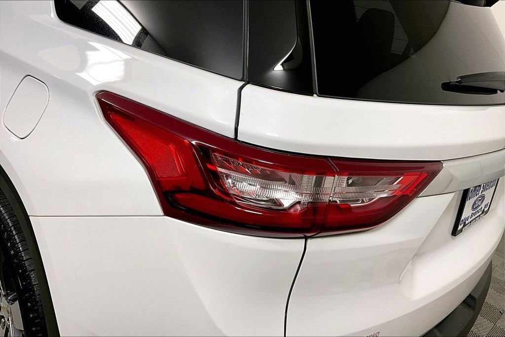 Used 2020 Chevrolet Traverse LT w/ LT Premium Package image 29
