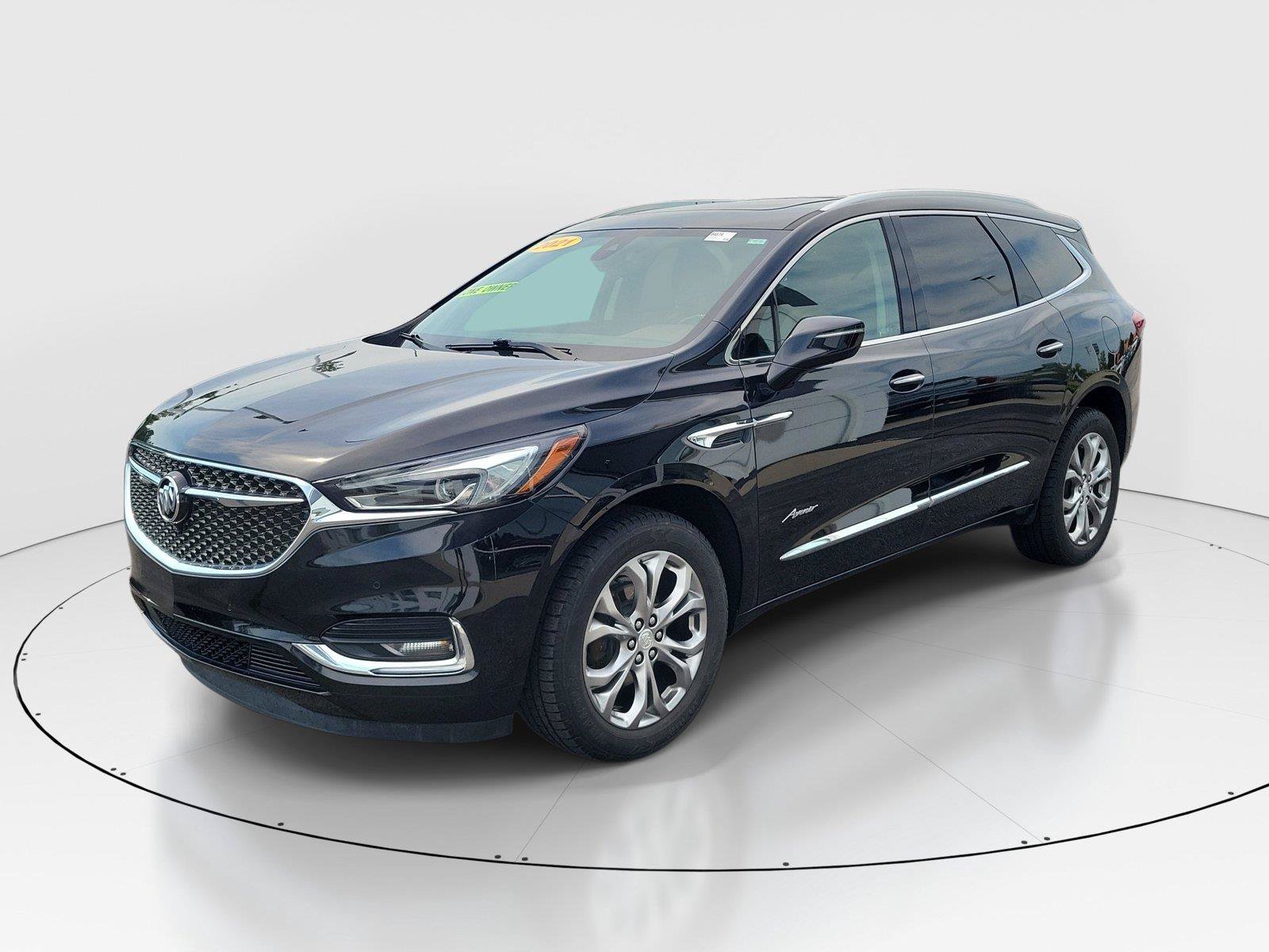 Used 2021 Buick Enclave Avenir w/ Avenir Technology Package AWD/4WD image 2