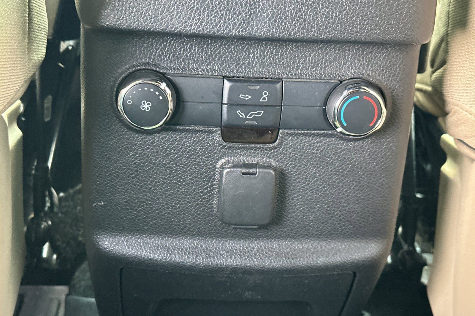 Used 2017 Ford Explorer FWD image 42