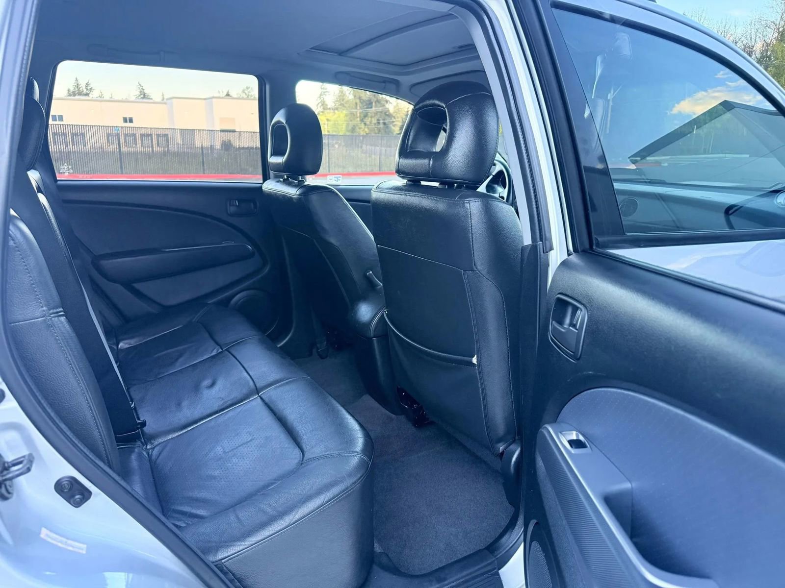 Used 2003 Mitsubishi Outlander XLS AWD/4WD image 12