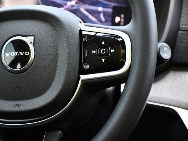 New 2026 Volvo XC90 B6 Ultra w/ Protection Package Premier AWD/4WD image 23