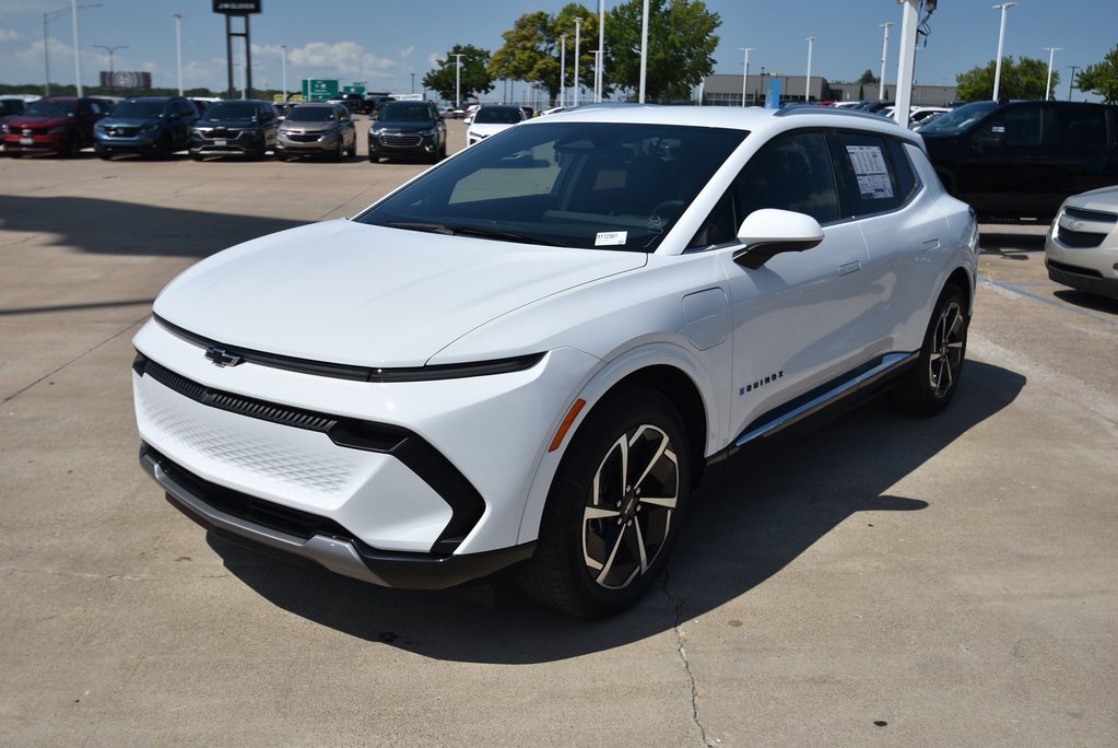 New 2025 Chevrolet Equinox EV LT image 7