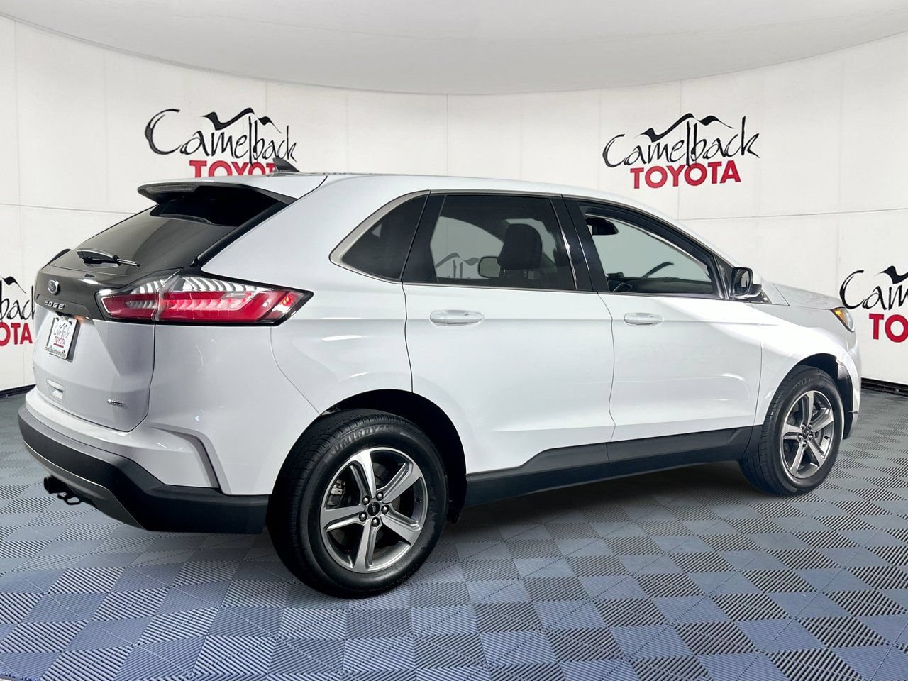 Used 2023 Ford Edge SEL w/ Convenience Package AWD/4WD image 7