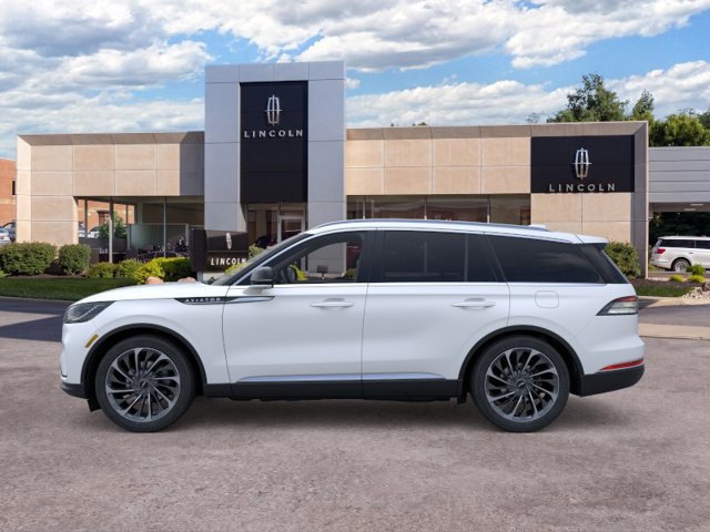New 2025 Lincoln Aviator Reserve w/ Luxury Package RWD image 3